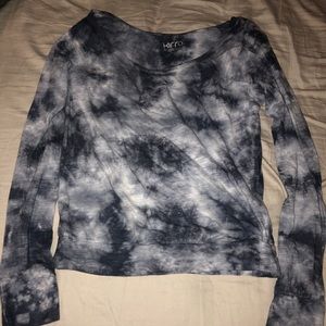 Off the shoulder/wide shoulder shoulder